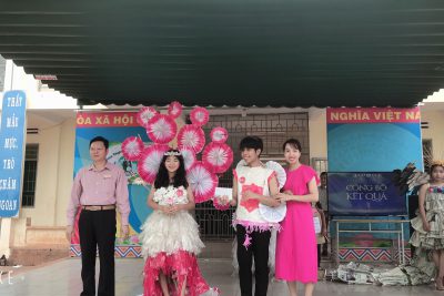 Một số hình ảnh về chuyên đề cấp trường của tổ Văn – Anh